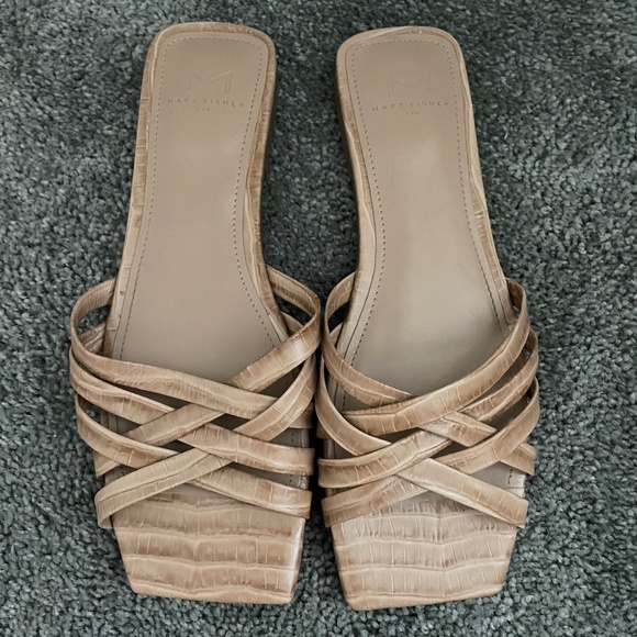 Marc Fisher sandals - Picture 1 of 2